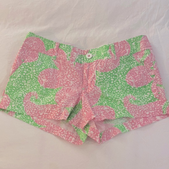 Lilly Pulitzer Walsh shorts - Picture 1 of 3